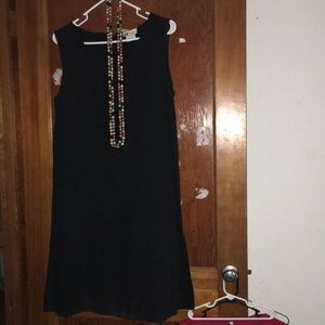 Black dress woman’s